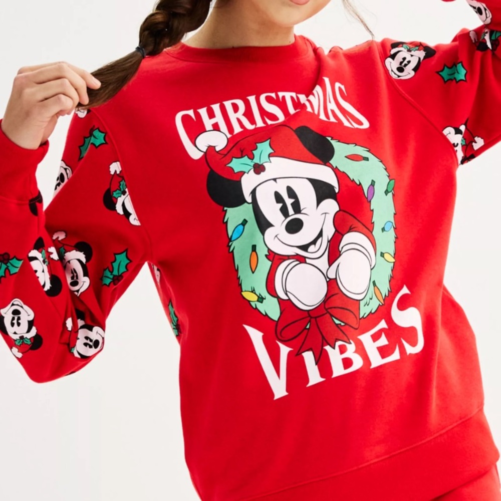 Women’s Disney Mickey Mouse Holiday Crew Neck Fleece Sweatshirt, Size Large.